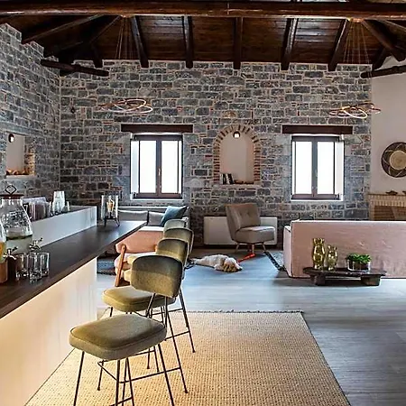 Manifest Boutique Hotel Koita