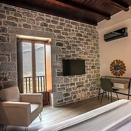 Manifest Boutique Hotel